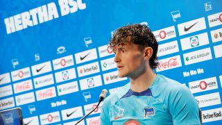 Fabian Reese von Hertha BSC bei der Pressekonferenz vor dem Spiel in Paderborn
